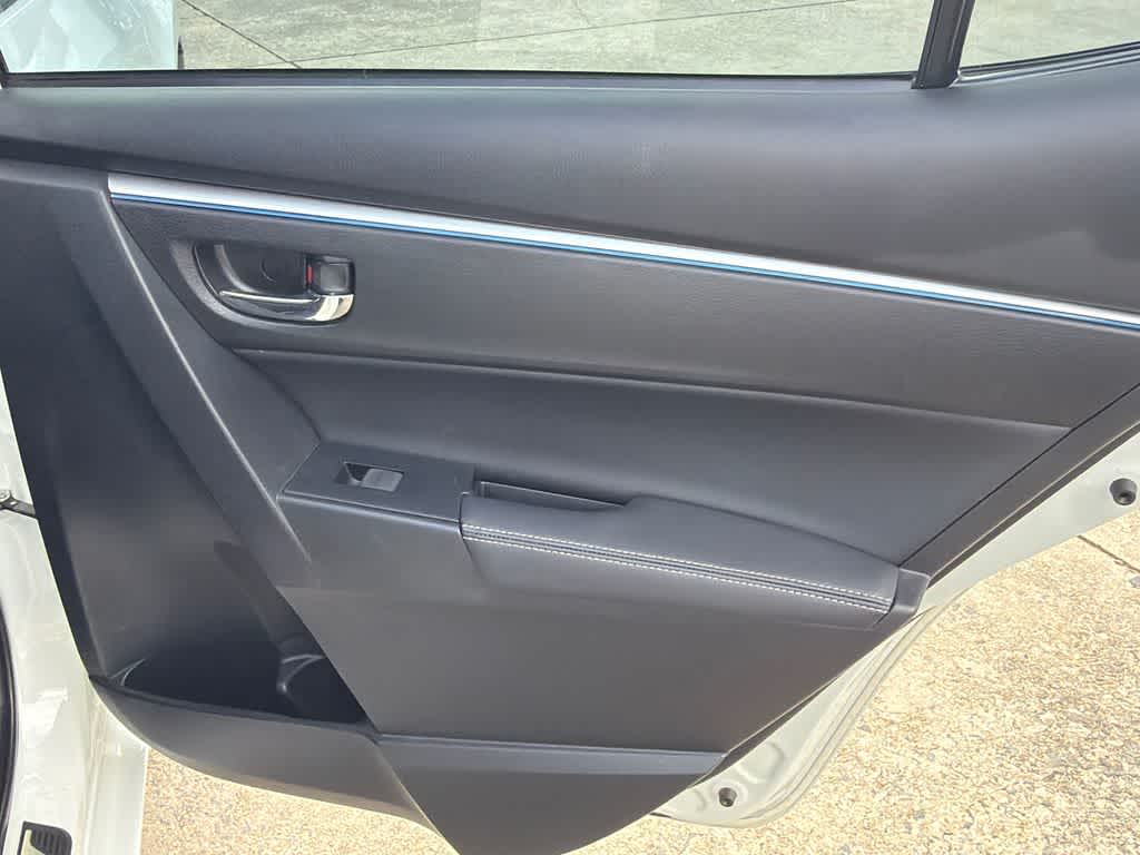 Thumbnail: 2016 Toyota Corolla - 14