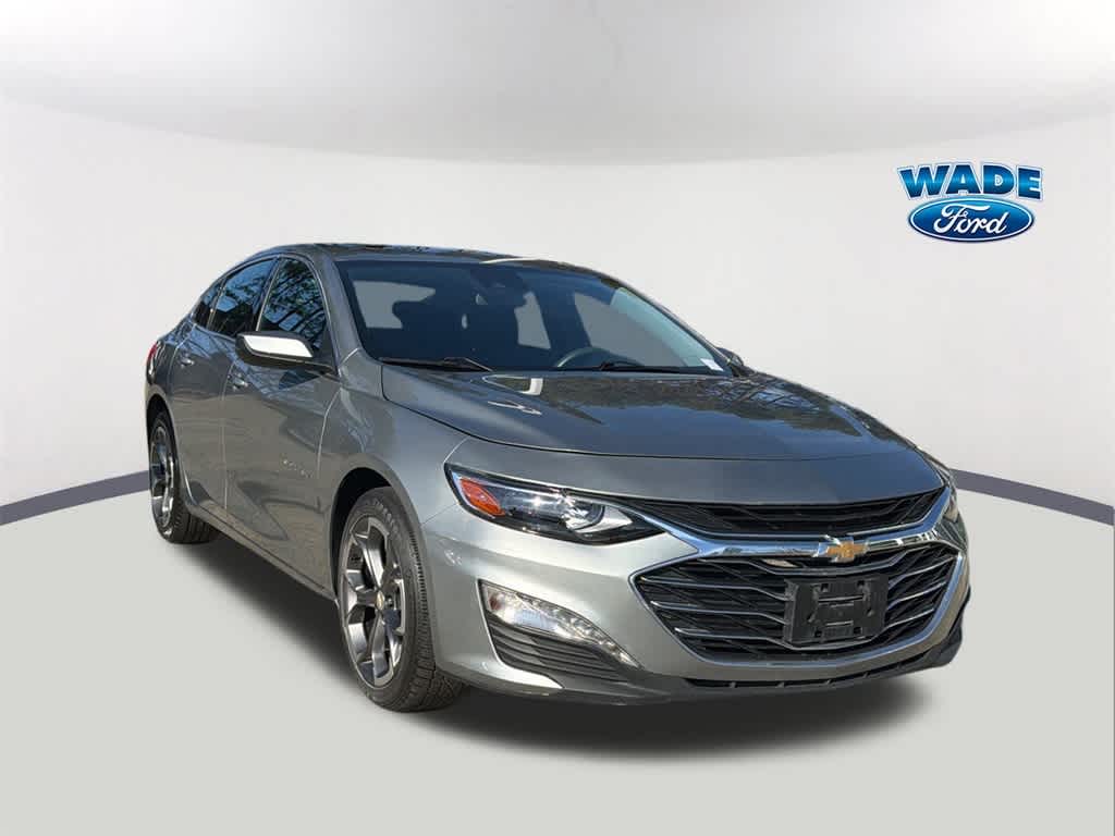 Thumbnail: 2023 Chevrolet Malibu - 3