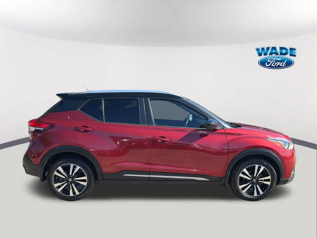 Thumbnail: 2019 Nissan Kicks - 4