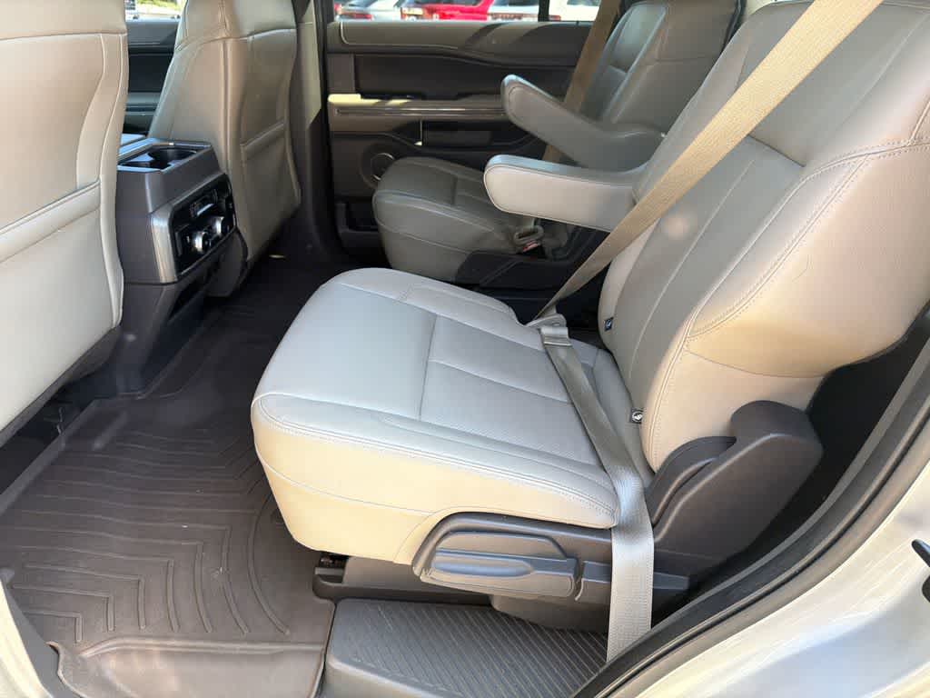 Thumbnail: 2020 Ford Expedition - 18