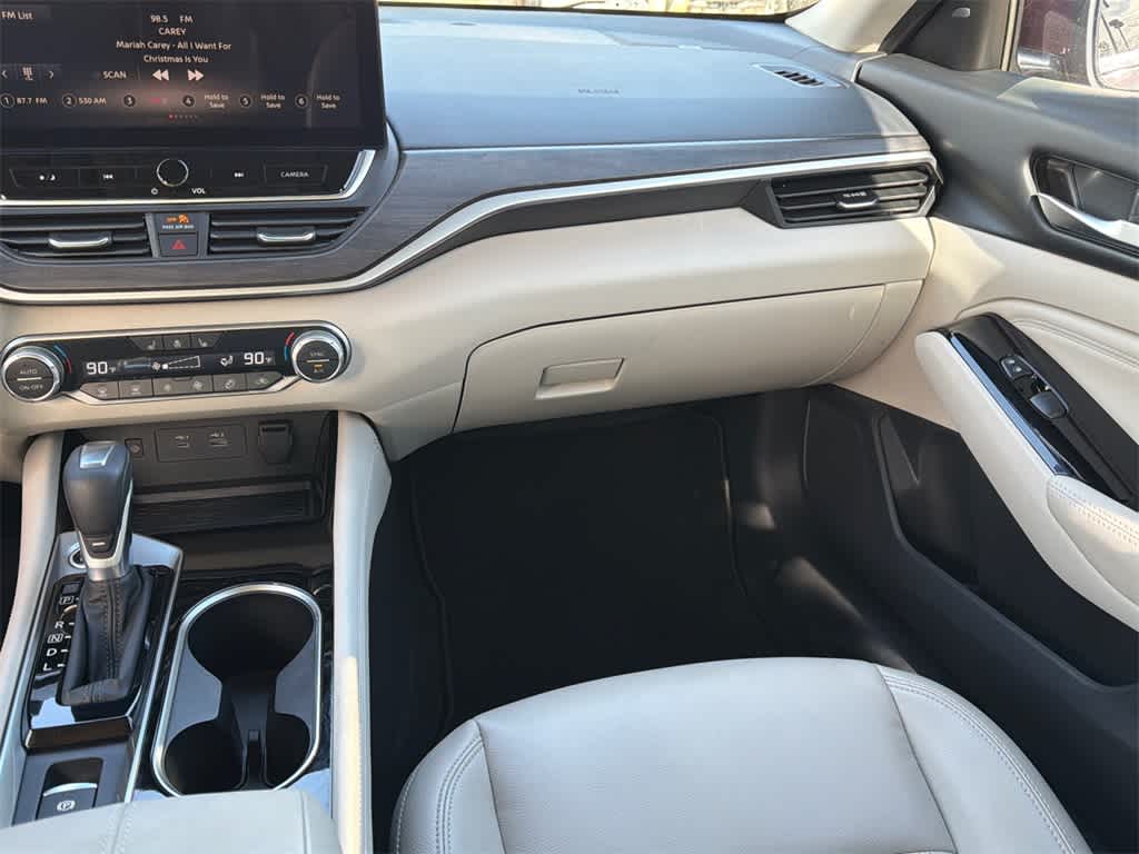 Thumbnail: 2023 Nissan Altima - 20