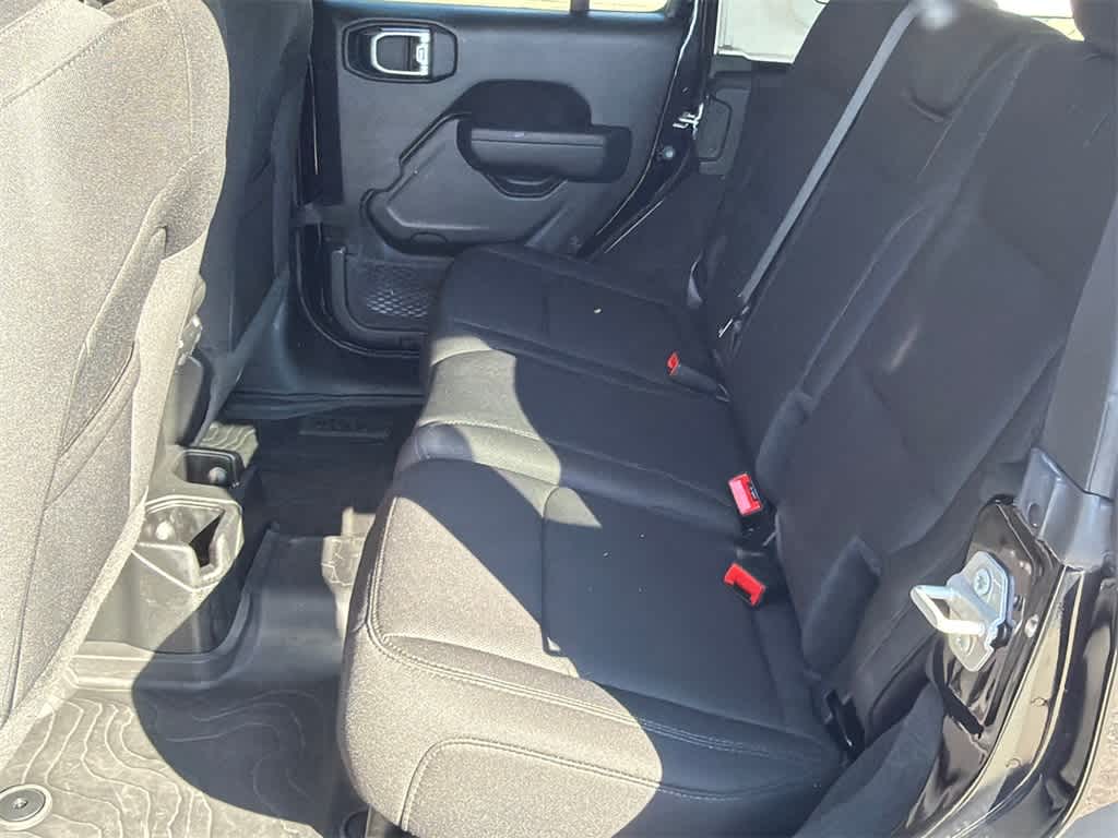 Thumbnail: 2022 Jeep Wrangler - 17