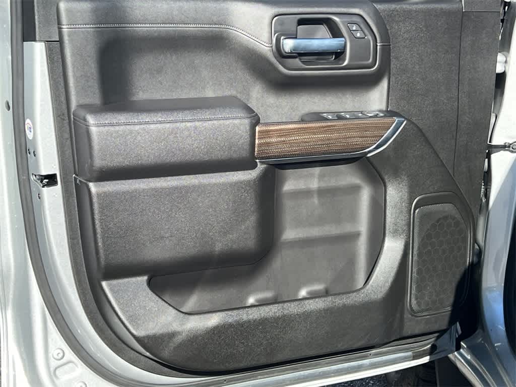 Thumbnail: 2021 Chevrolet Silverado 1500 - 12