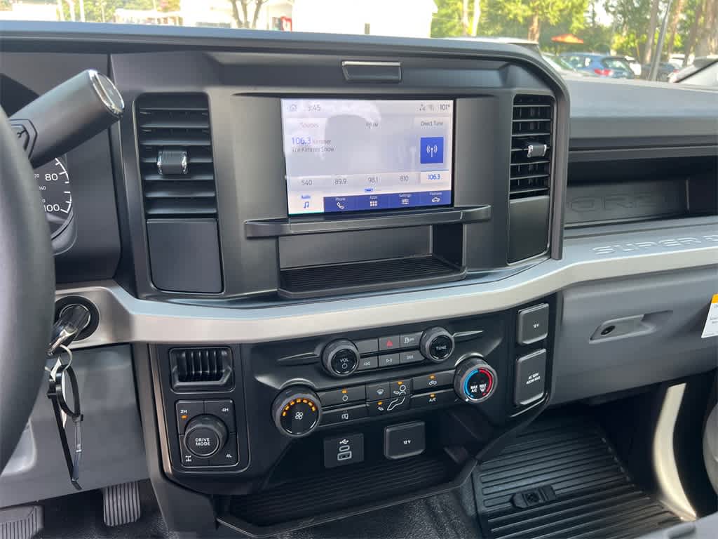 Thumbnail: 2025 Ford F-250 - 23