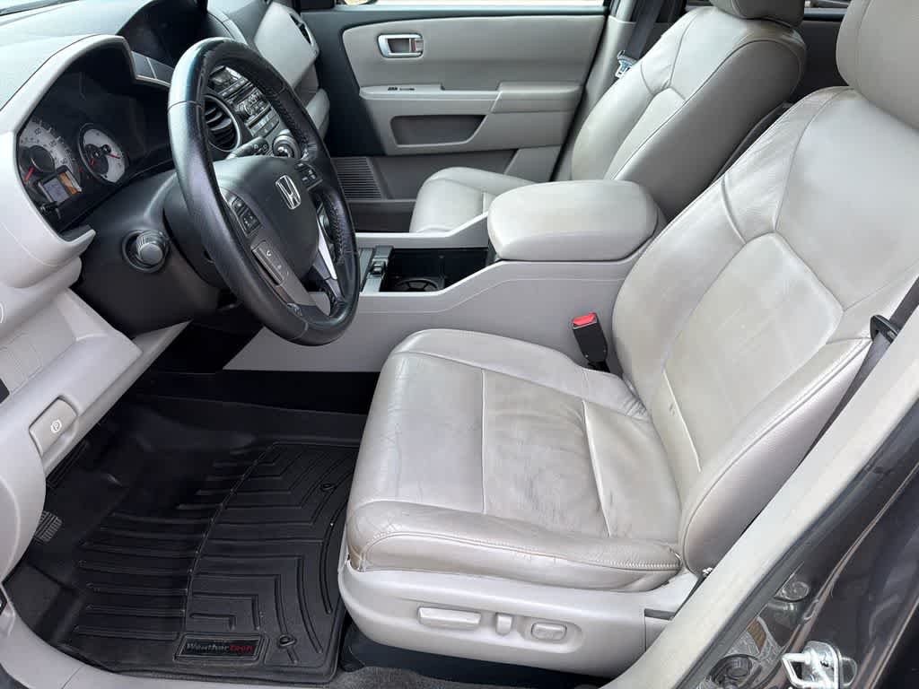 Thumbnail: 2013 Honda Pilot - 10