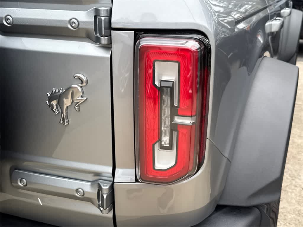 Thumbnail: 2022 Ford Bronco - 11