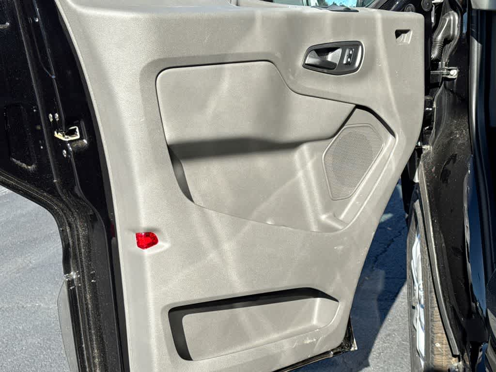 Thumbnail: 2024 Ford Econoline - 11