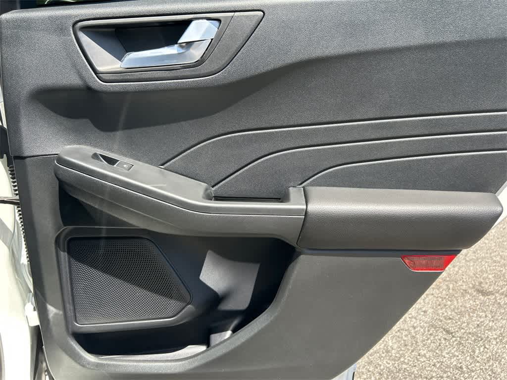 Thumbnail: 2025 Ford Escape - 15