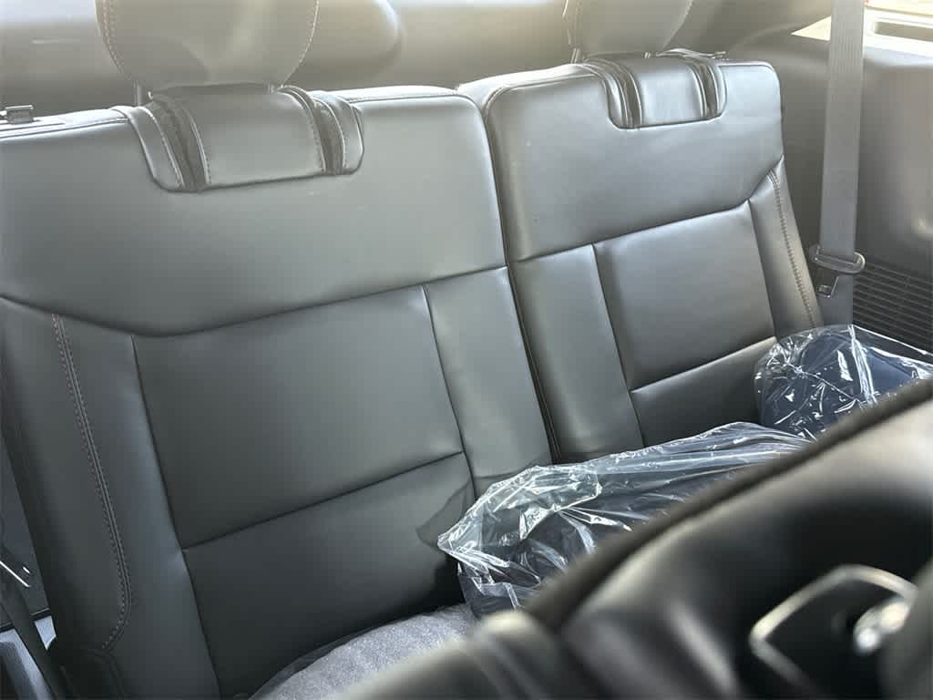 Thumbnail: 2025 Ford Explorer - 15