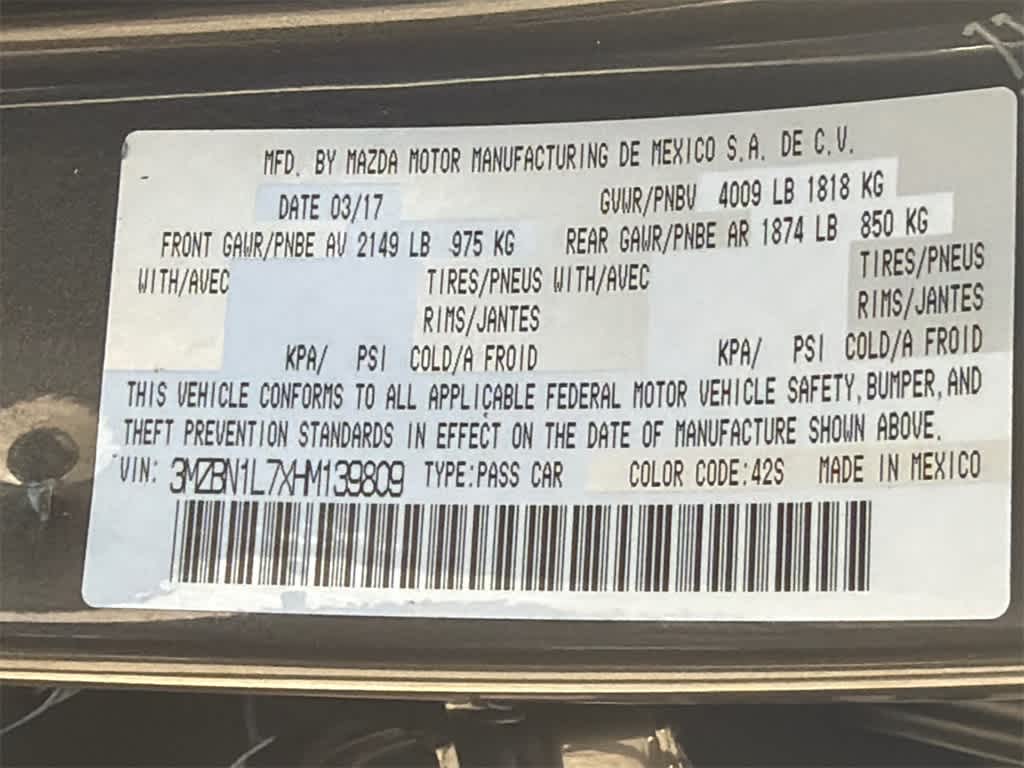 Thumbnail: 2017 Mazda Mazda3 - 32