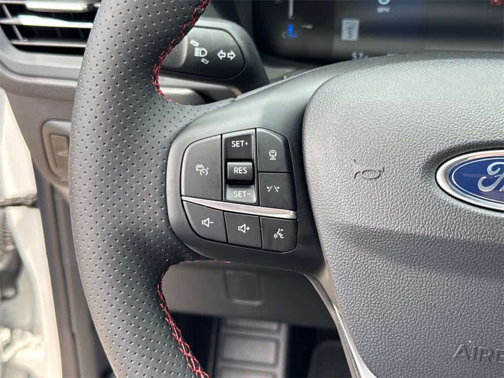 Thumbnail: 2025 Ford Escape - 22