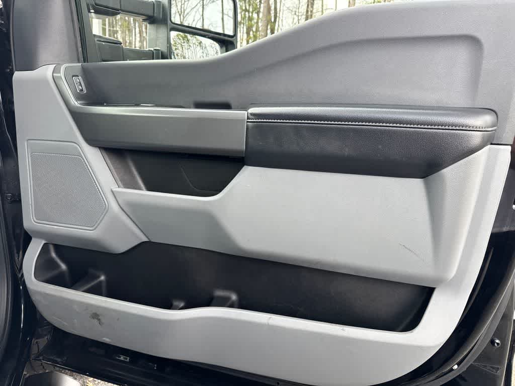 Thumbnail: 2025 Ford Econoline - 27