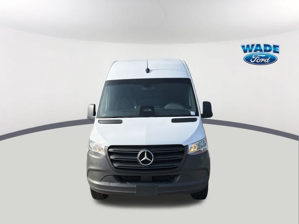 Thumbnail: 2025 Mercedes-Benz Sprinter - 2