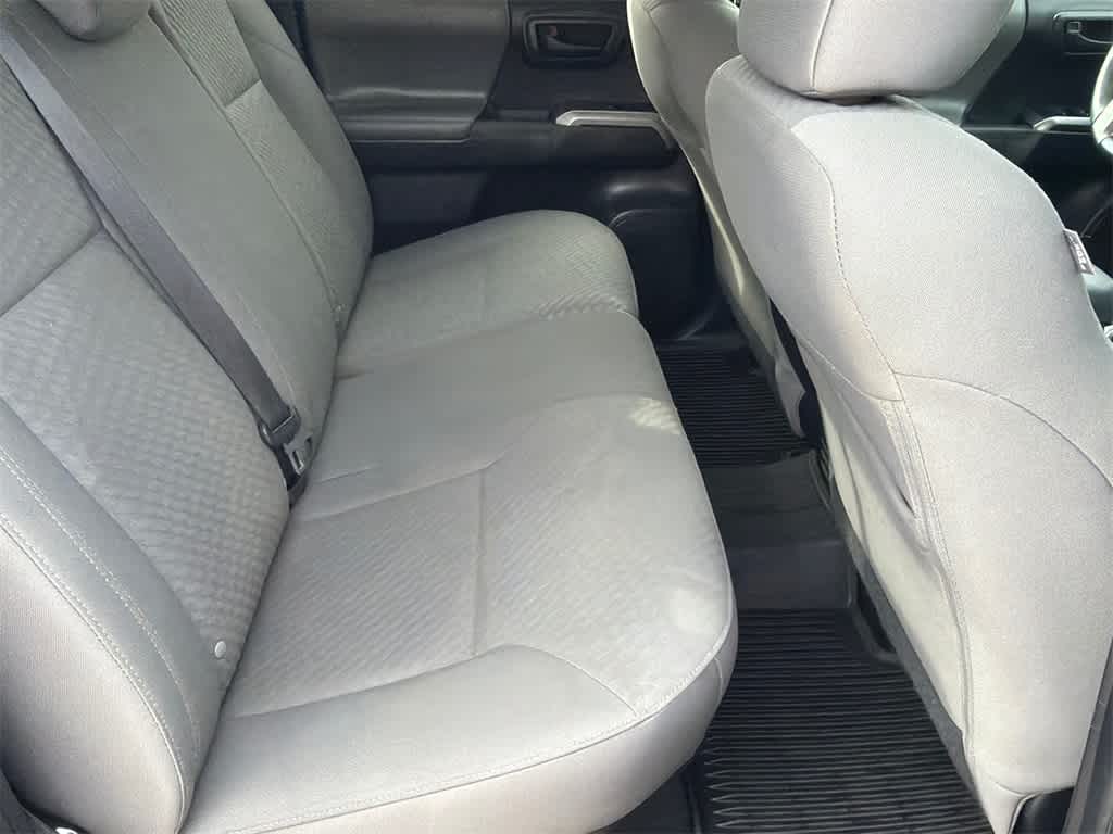 Thumbnail: 2022 Toyota Tacoma - 14