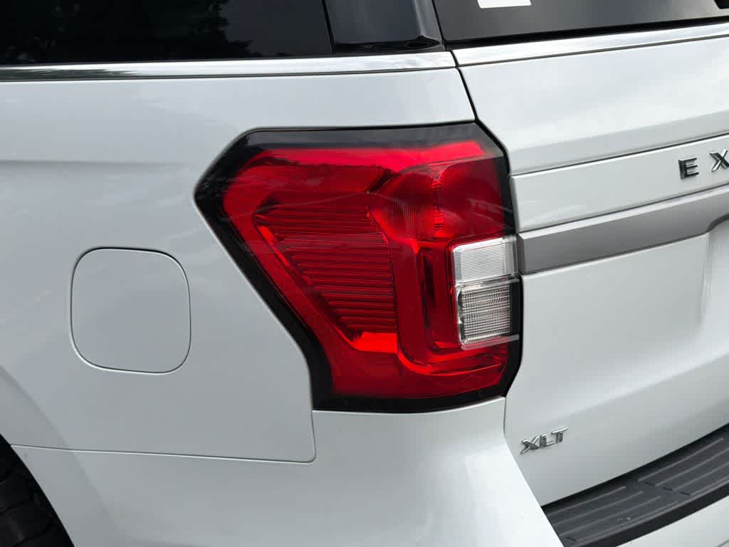 Thumbnail: 2022 Ford Expedition - 10