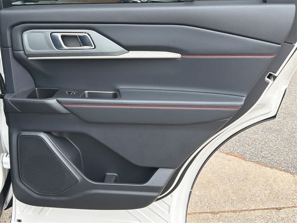 Thumbnail: 2026 Ford Explorer - 15