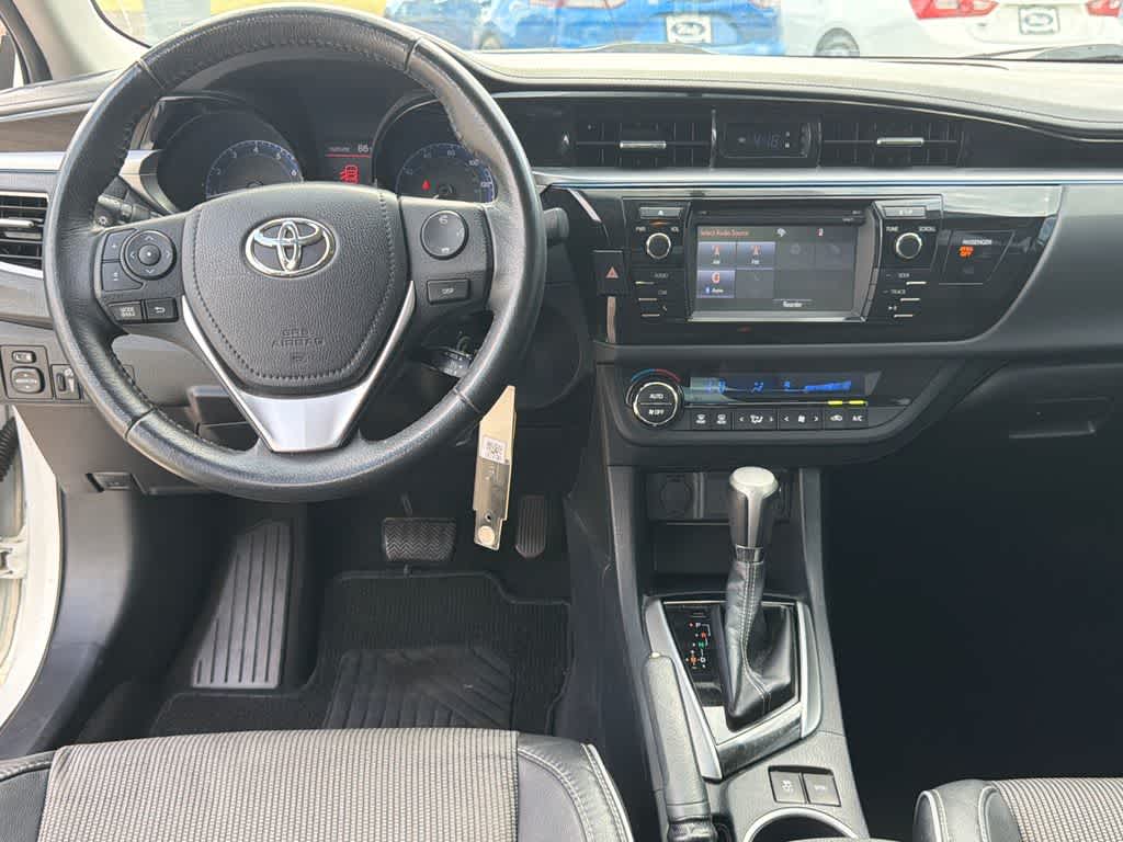 Thumbnail: 2016 Toyota Corolla - 18