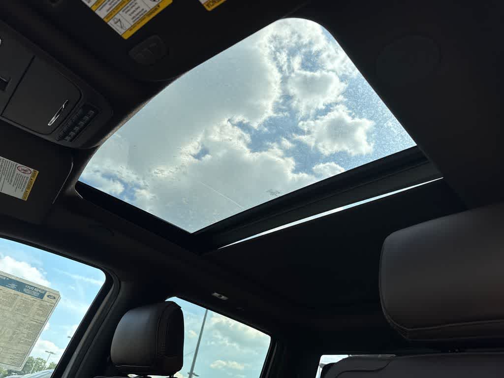 Thumbnail: 2025 Ford F-350 - 33