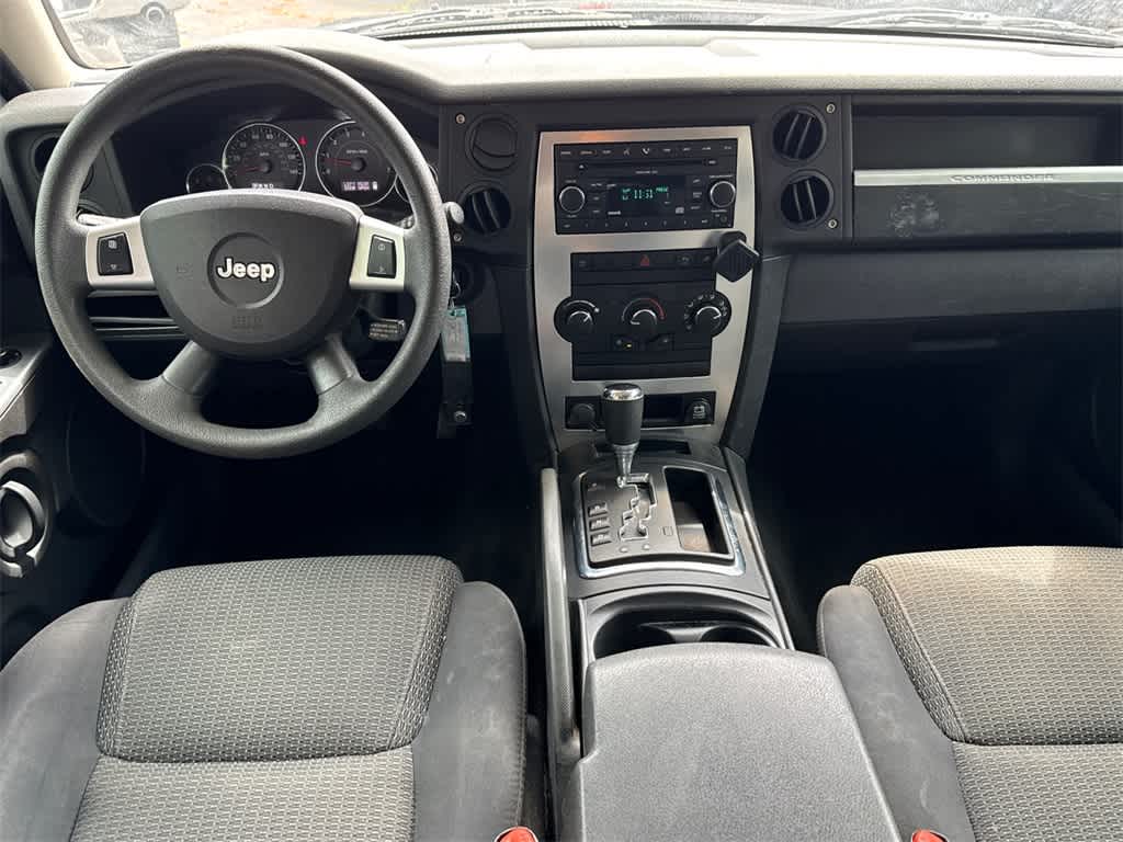 Thumbnail: 2008 Jeep Commander - 19