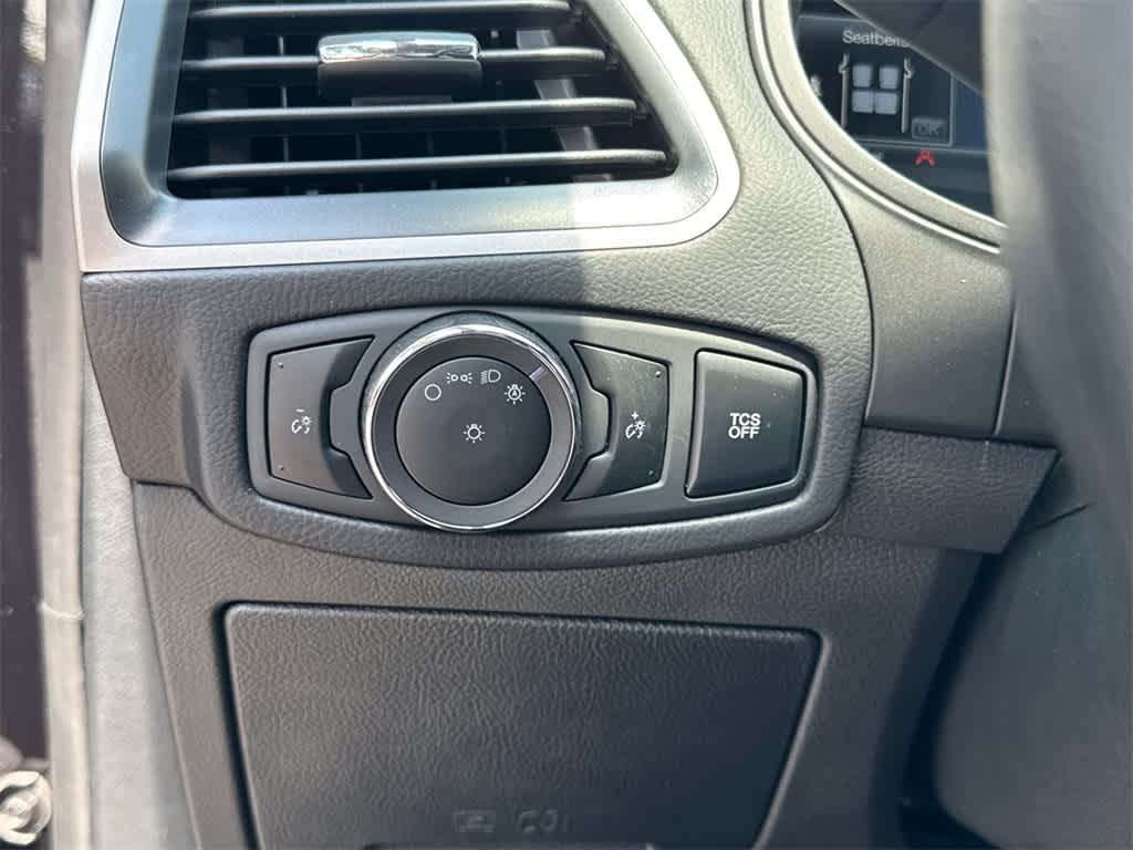 Thumbnail: 2024 Ford Edge - 30