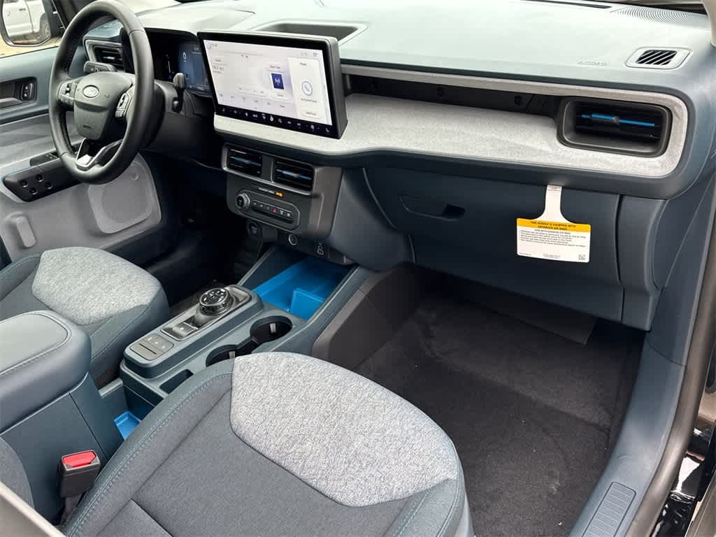 Thumbnail: 2025 Ford Maverick - 13