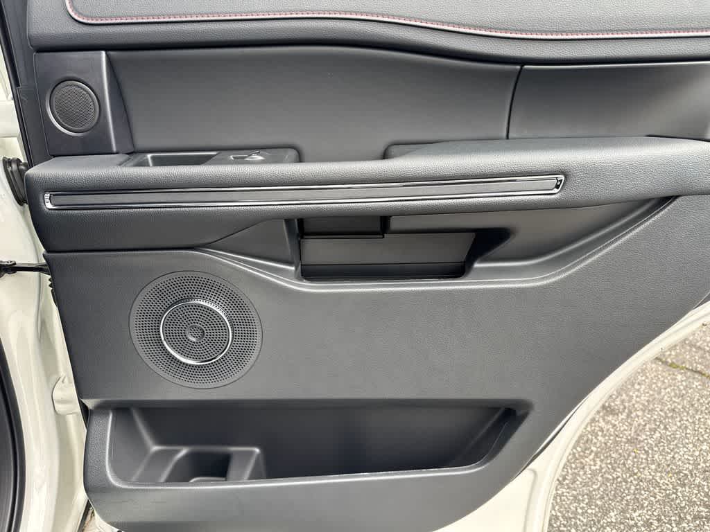 Thumbnail: 2024 Ford Expedition - 15