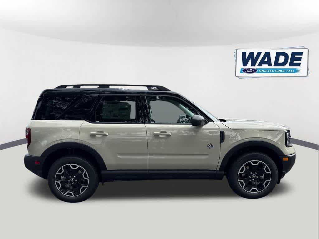 Thumbnail: 2025 Ford Bronco Sport - 4