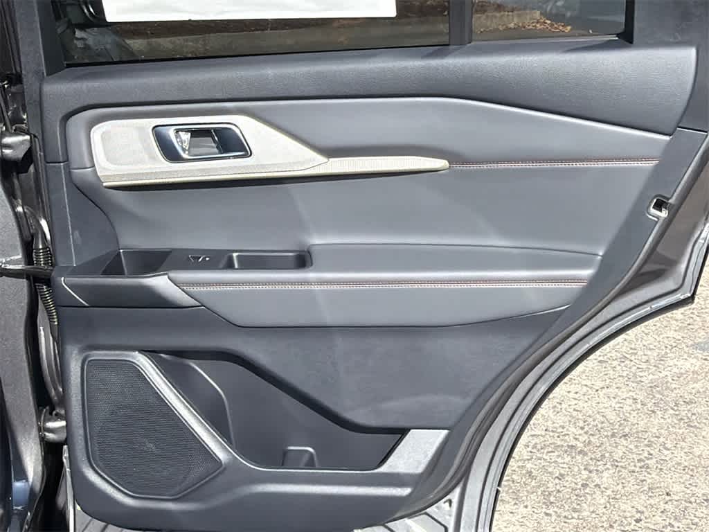 Thumbnail: 2026 Ford Explorer - 15