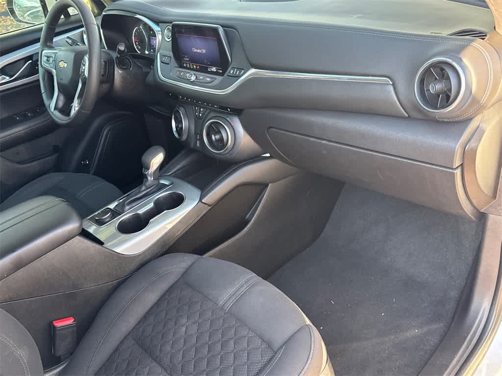 Thumbnail: 2022 Chevrolet Blazer - 13