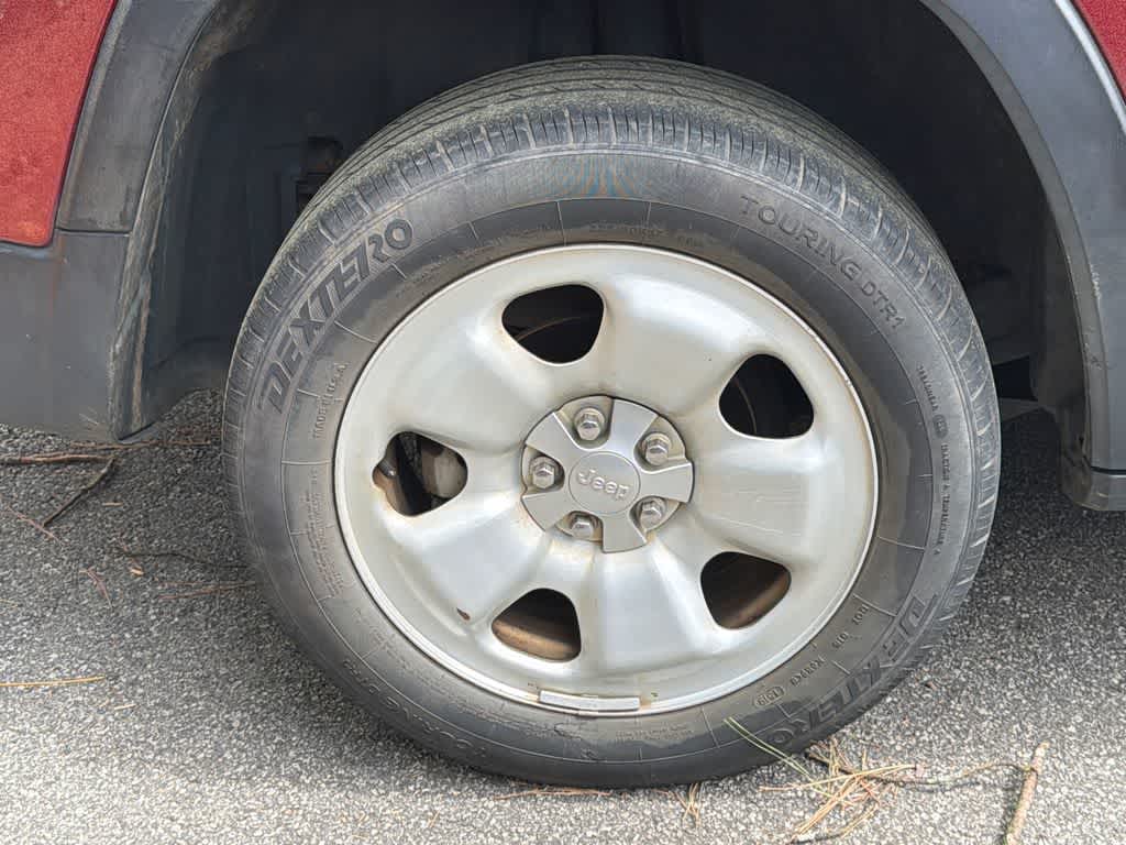 Thumbnail: 2015 Jeep Cherokee - 7