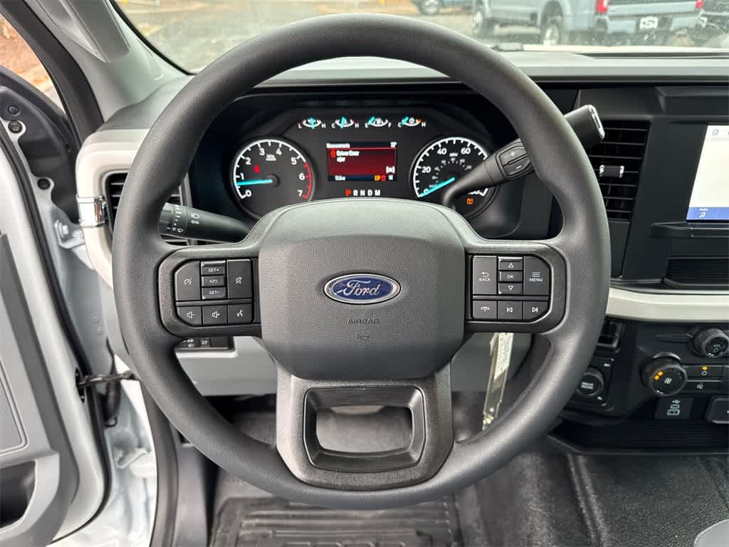 Thumbnail: 2025 Ford F-250 - 21