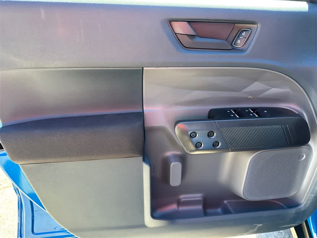 Thumbnail: 2025 Ford Maverick - 11