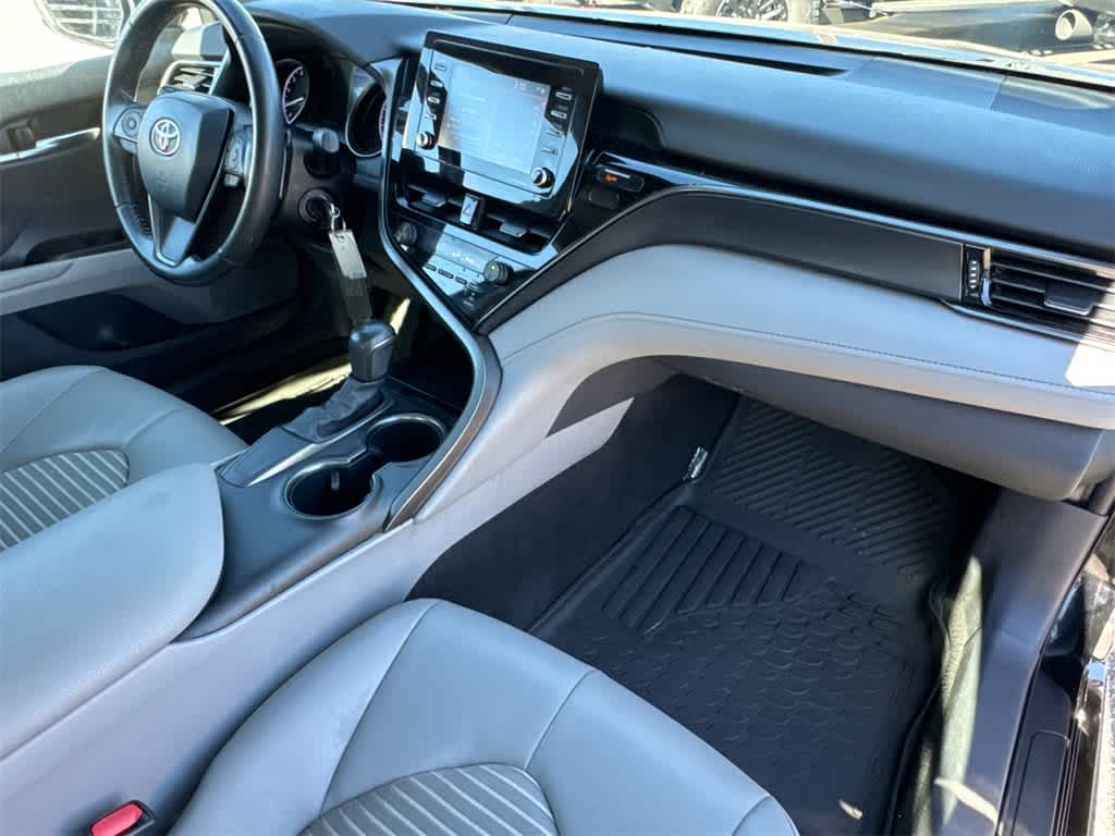 Thumbnail: 2021 Toyota Camry - 12