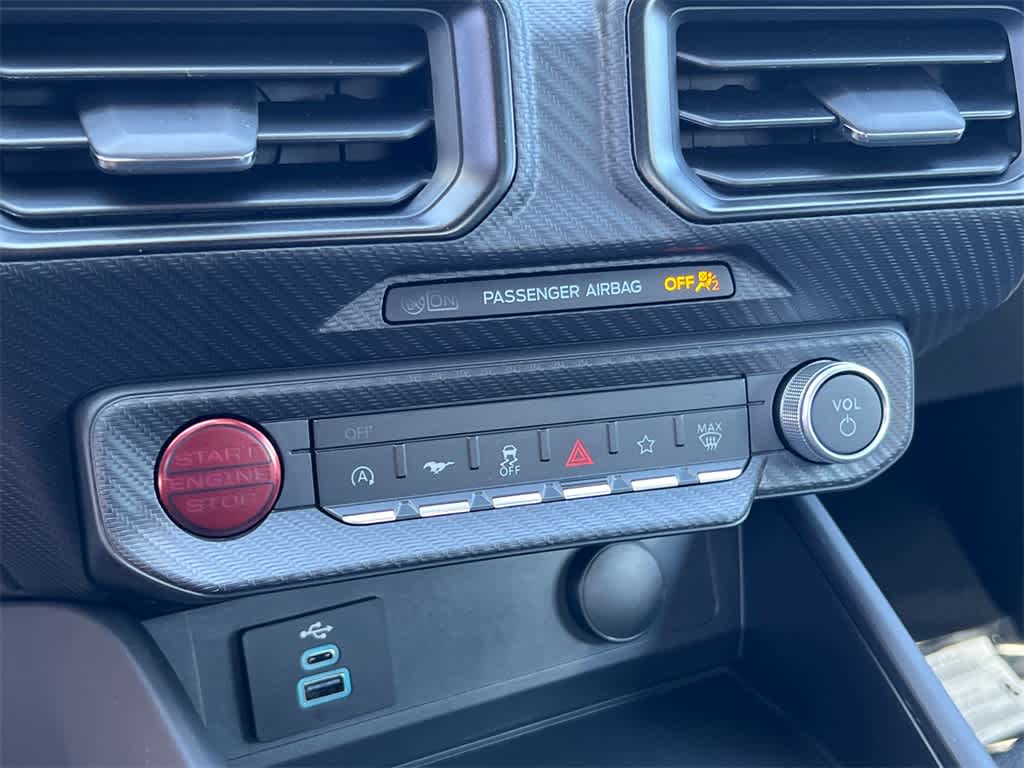 Thumbnail: 2025 Ford Mustang - 22