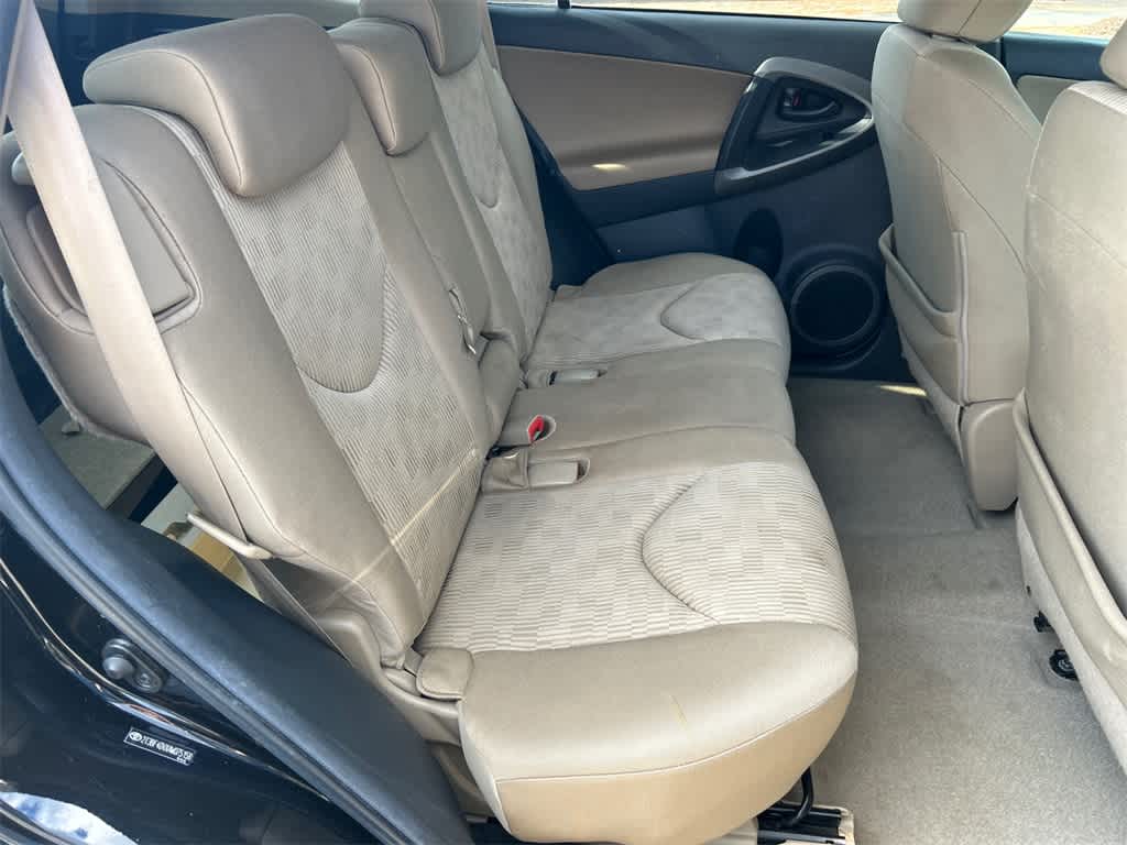 Thumbnail: 2010 Toyota RAV4 - 14