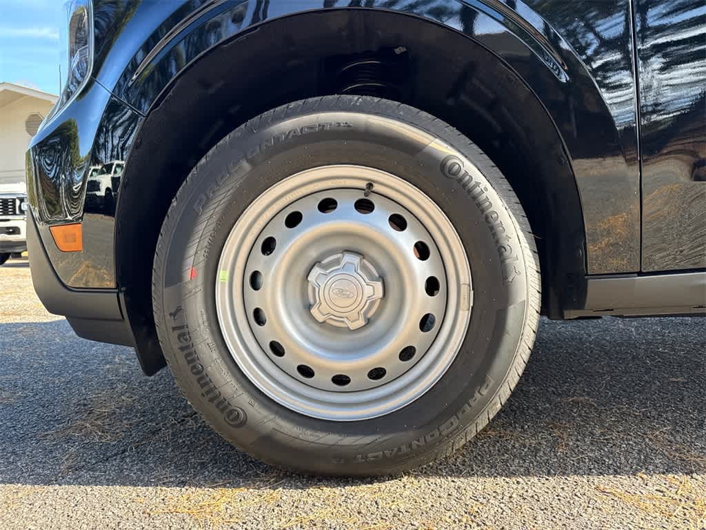 Thumbnail: 2025 Ford Maverick - 9