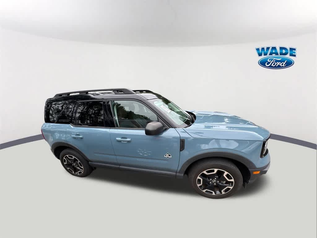 Thumbnail: 2022 Ford Bronco Sport - 4