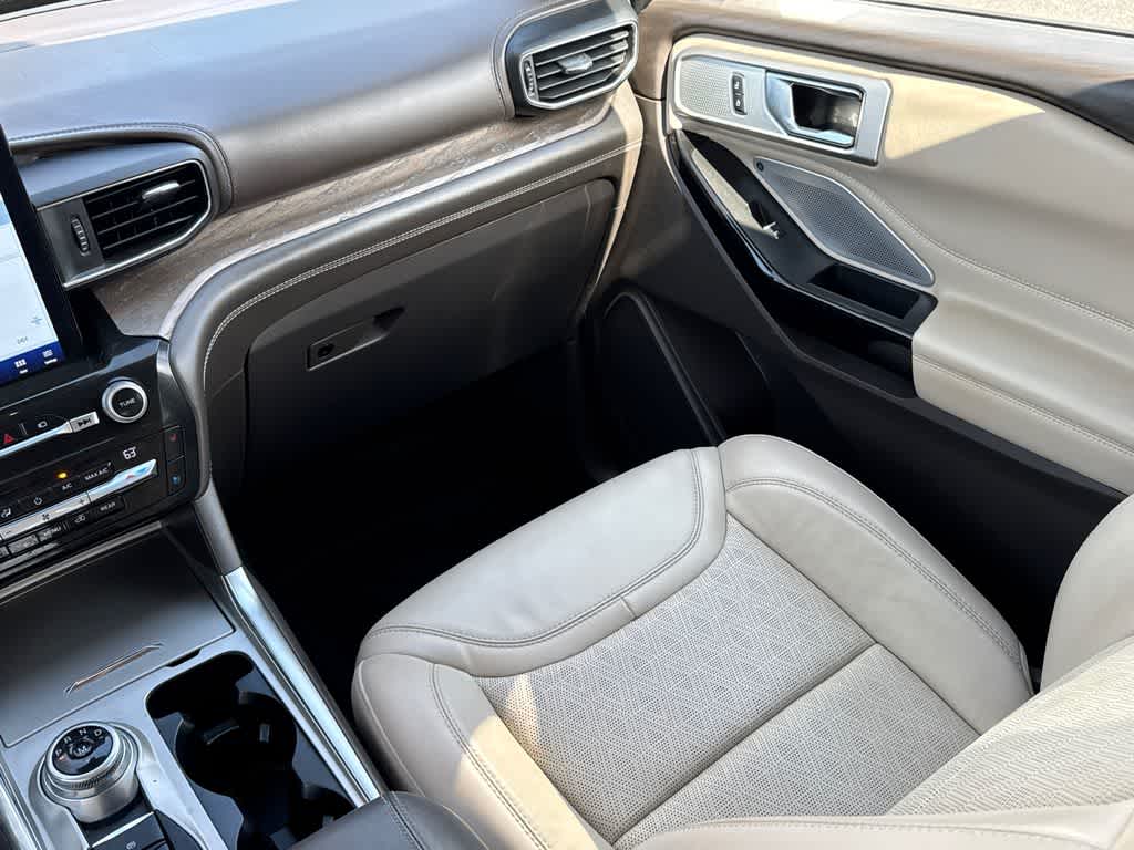 Thumbnail: 2021 Ford Explorer - 23