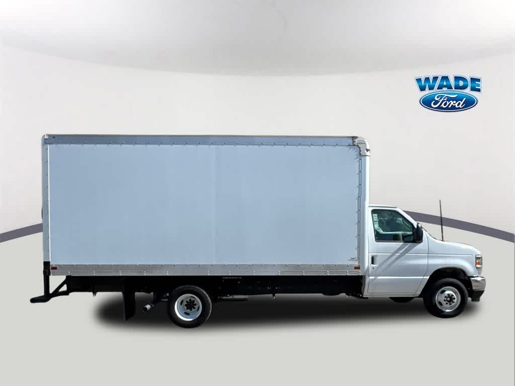 Thumbnail: 2025 Ford Econoline - 4