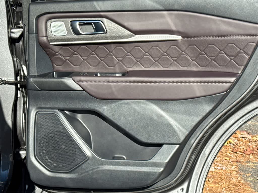 Thumbnail: 2025 Ford Explorer - 15