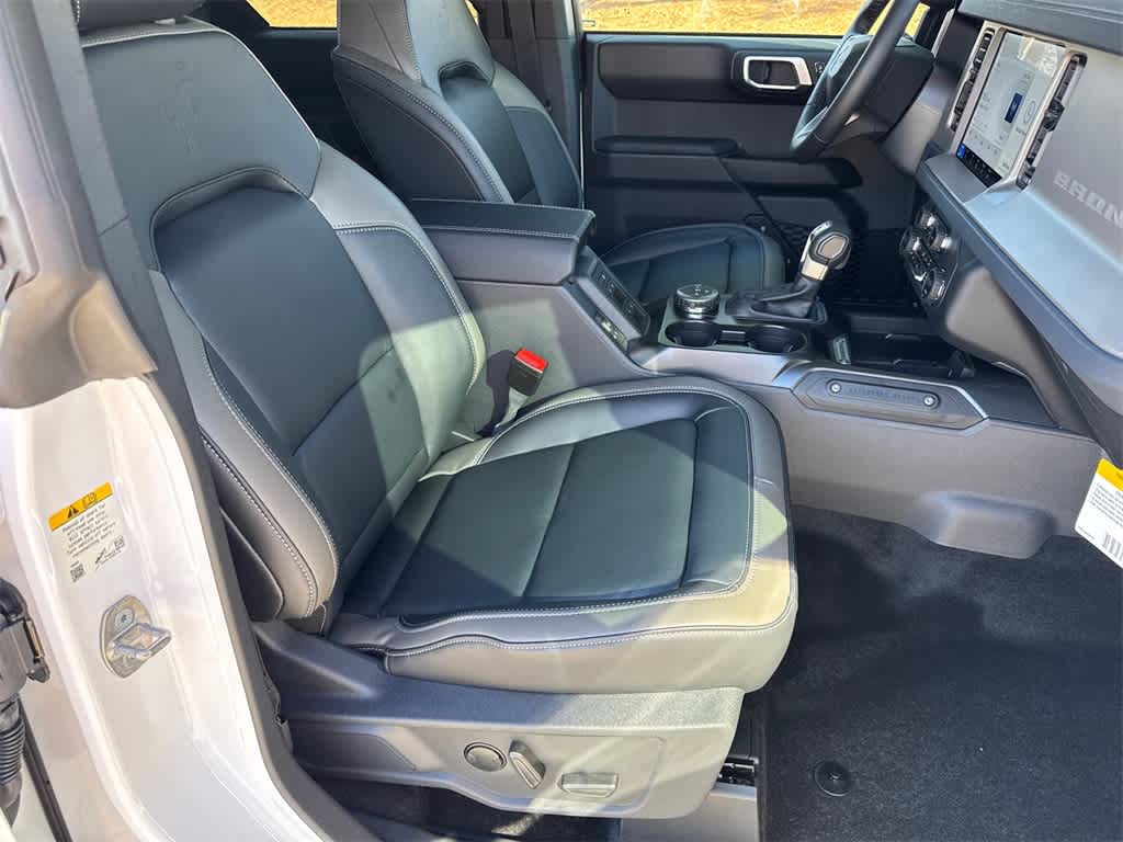 Thumbnail: 2025 Ford Bronco - 12