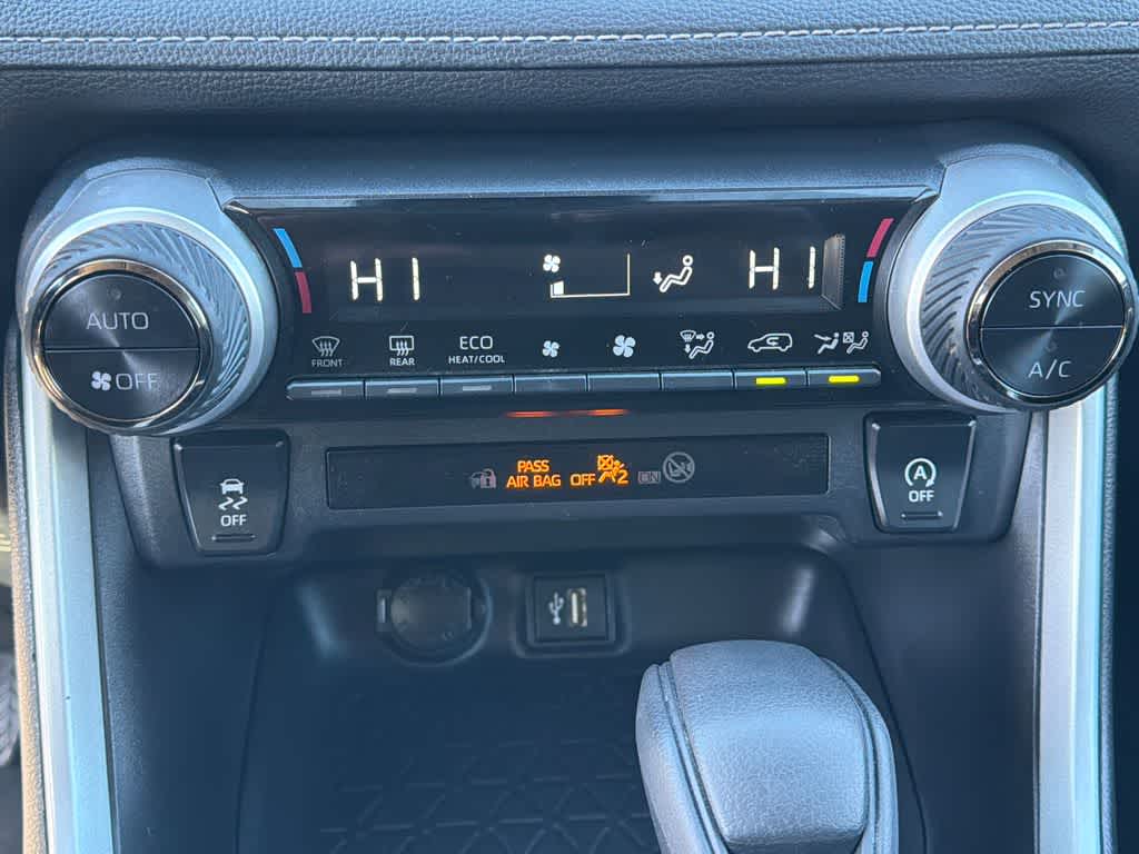 Thumbnail: 2023 Toyota RAV4 - 29