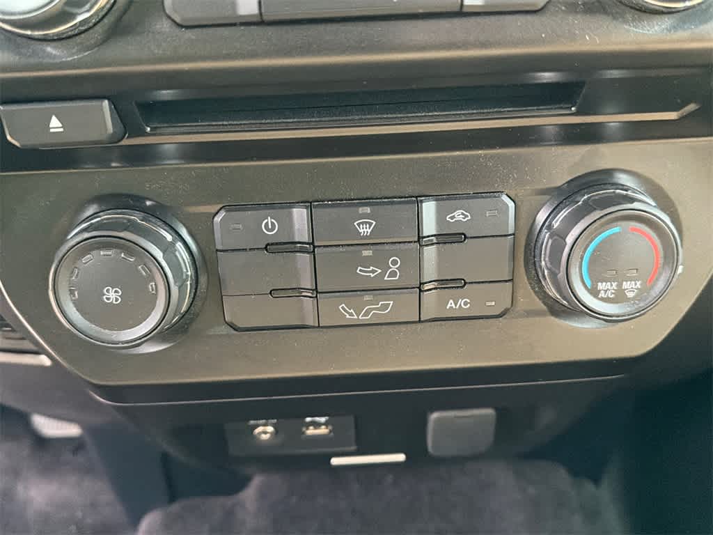 Thumbnail: 2015 Ford F-150 - 27