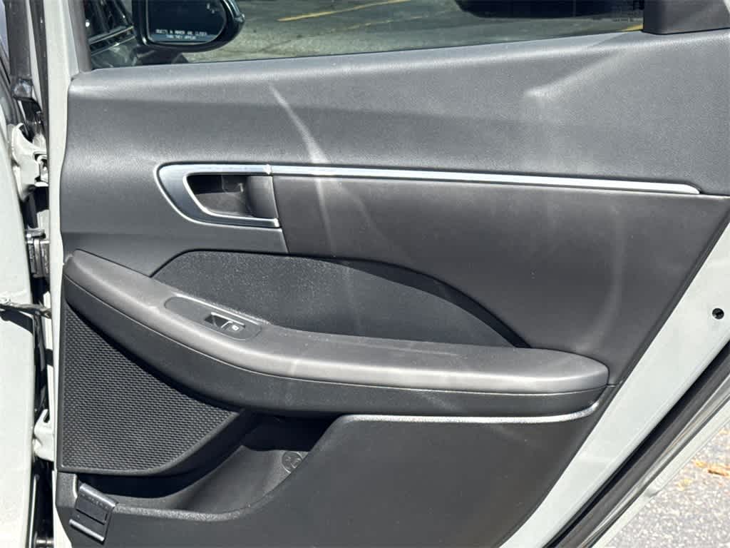 Thumbnail: 2023 Hyundai Sonata - 15