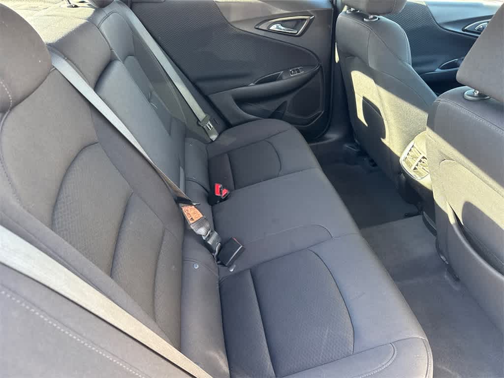 Thumbnail: 2023 Chevrolet Malibu - 14