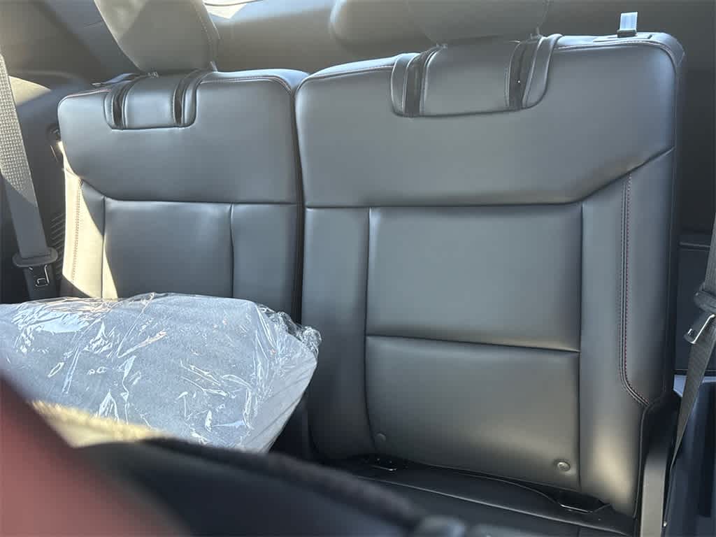 Thumbnail: 2025 Ford Explorer - 25