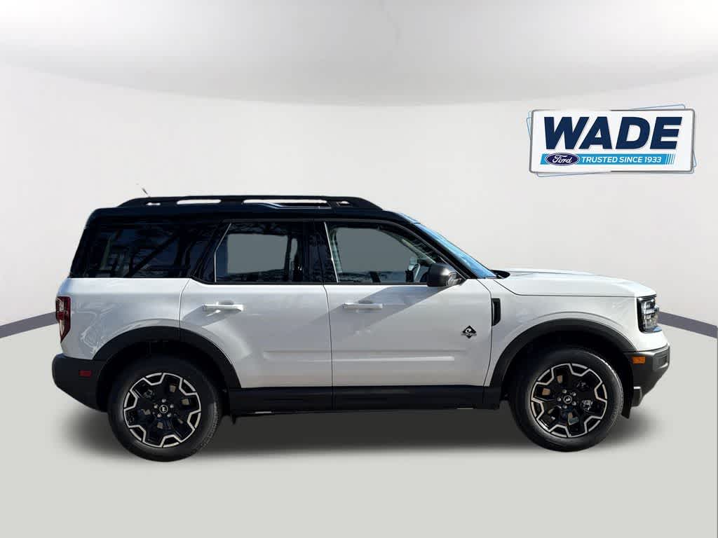 Thumbnail: 2025 Ford Bronco Sport - 4