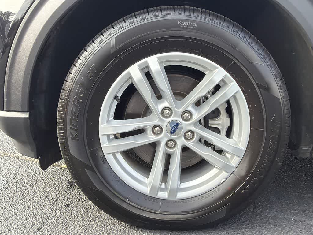 Thumbnail: 2024 Ford Explorer - 9