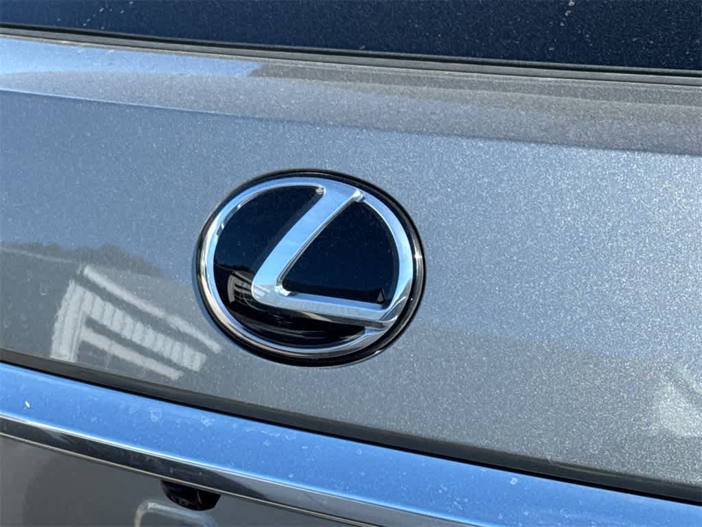 Thumbnail: 2022 Lexus RX - 10