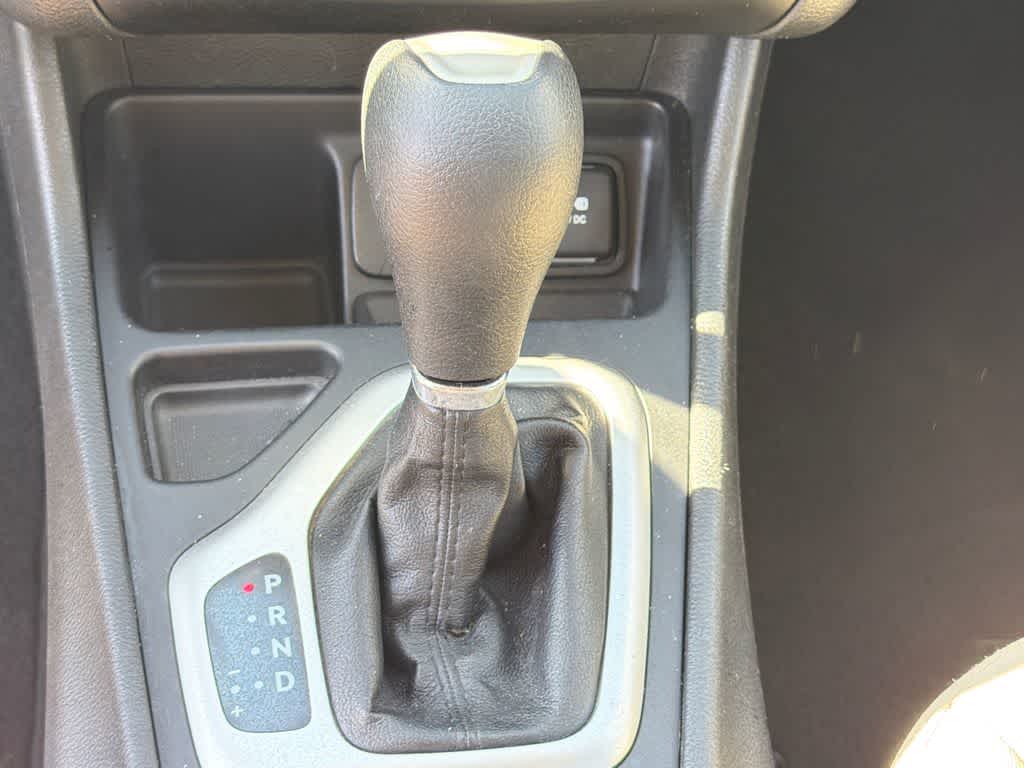 Thumbnail: 2015 Jeep Cherokee - 28